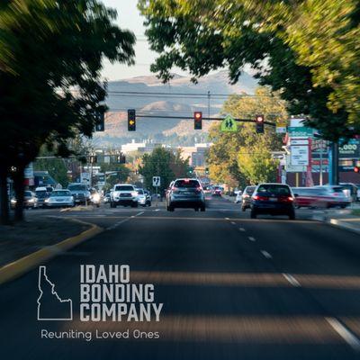 Broadway avenue with traffic in Boise Idaho.