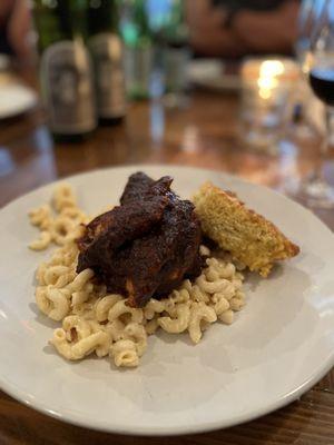 Nashville hot chicken with macaroni and cheese