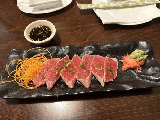 Tuna tataki - so delicious