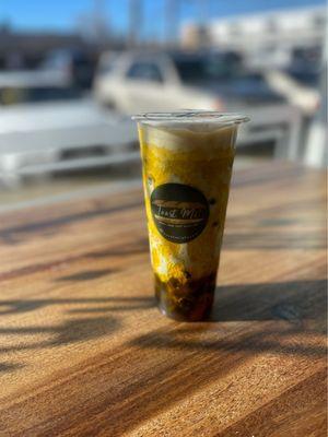 Matcha Mango with creama and tapioca