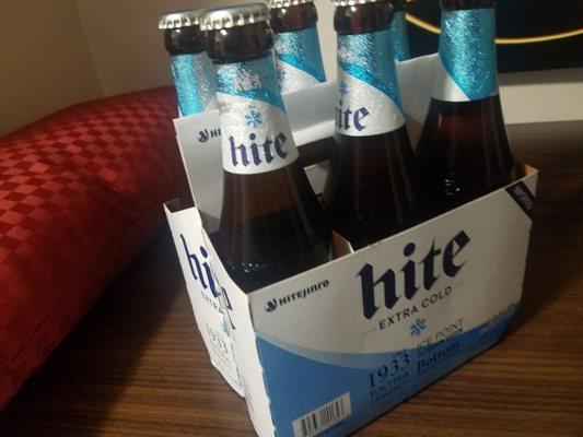 Hite!!! Korean beer mastered lol