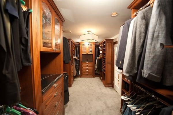 Walk-in Closet