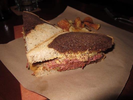 Hot Pastrami Melt