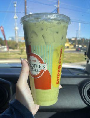 Iced Hazelnut Matcha Latte with Almond Milk (extra large)