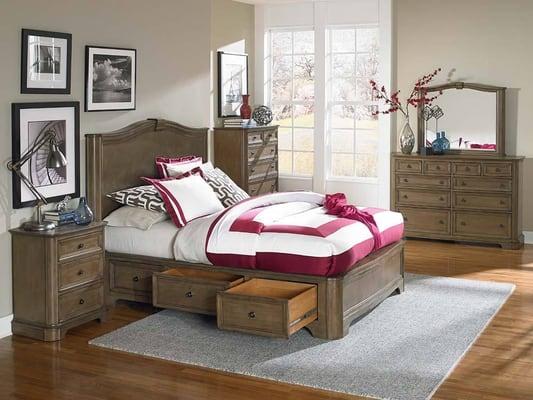 Romantic charm with elegant details! This bedroom set features a beautiful rustic glazed brown finish on gorgeous North American hardwoods.