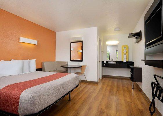 Motel Camarillo CA Single