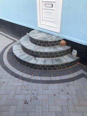 New brick steps