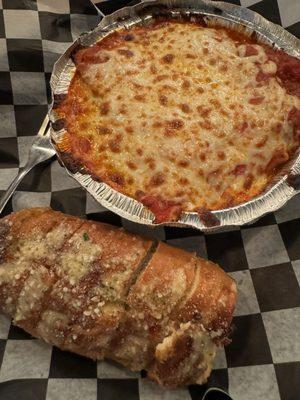 Lasagna and cheesy garlic bread