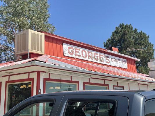 George's Drive In