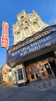 5/23/2024 - Black Lodge Burlesque performance before a showing of Blue Velvet