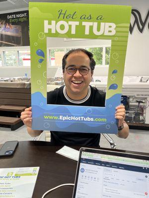 Wellis Hot Tub Sales  Durham