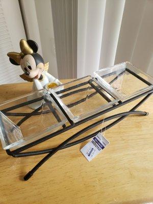 Minne Mouse Candle holder so cute and a 3pc serving dish.