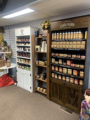 We carry the Candleberry Candle line! We offer 10oz Jars, 24oz Jars, Cake Melts, Oil Diffusers and the Jim Beam line.