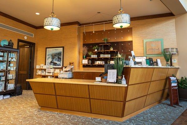 Welcome to Sandalwood Spa! Check in with our Wellness Team upon arrival and we will get you settled in for your day of relaxation.