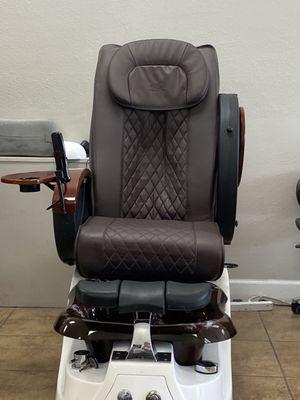 Clean and comfortable massage chair