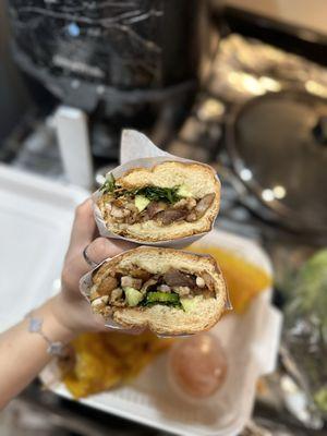 5 spice chicken banh mi