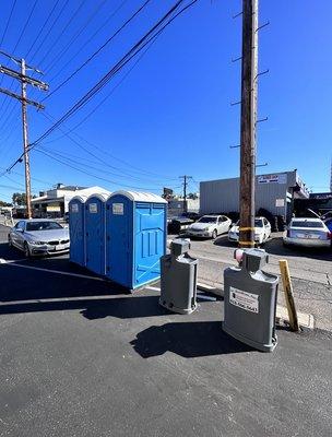 A small event I did with brian 3 restrooms with 2 handwash stations