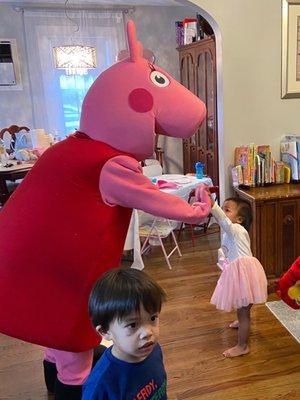 Signing & Dancing with Peppa