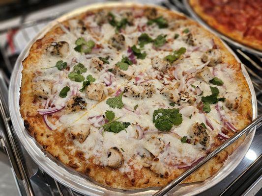 Chicken barbecue pizza