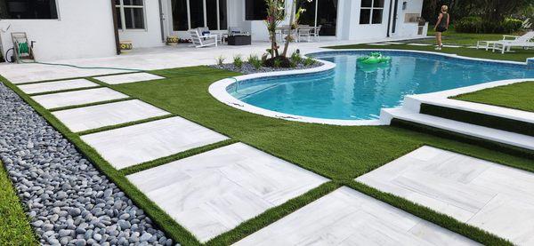 Pool Deck
Marble and artificial Turf