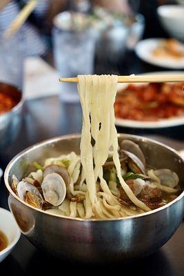 Noodles Soup with Clams