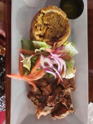 Mofongo and pork crackling0