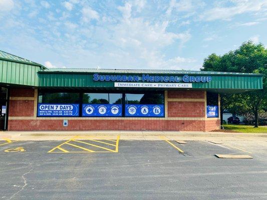 Suburban Medical Group - Bolingbrook Walk-In Clinic - Exterior