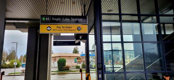 Angle Lake Station.