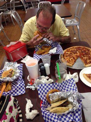 Cheeseburgers. Pizza. Gyro. YUM!  (SKIP the onion rings)