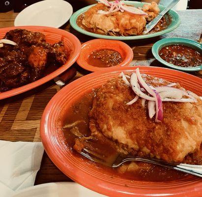 Tortas ahogadas and some bomb wings