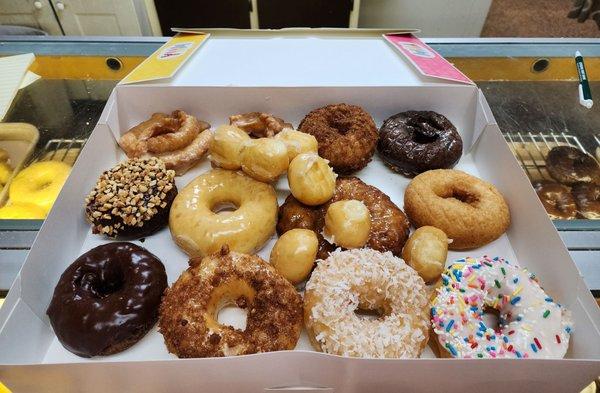 Dip-A-Dee Donuts in Leesburg, Florida.