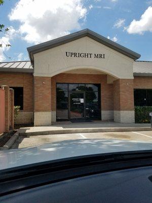 Upright MRI of Sugar Land