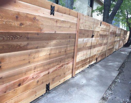 6ft tall horizontal fence around a 4-plex bldg