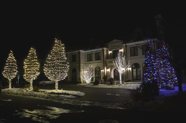 Holiday lighting Winnetka, IL. all LED lights.