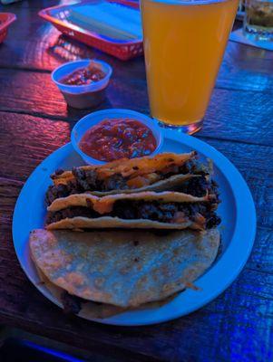 Taco Tuesday: ground beef taco's for $1 each.