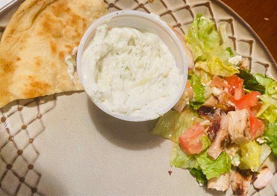 Tzatziki sauce with Pit