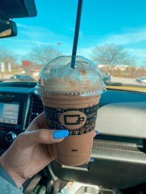 Grande Caramel iced latte