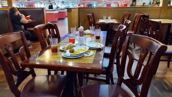 The dirtiest restaurant in Orlando. Every table was dirty. Unbelievable!