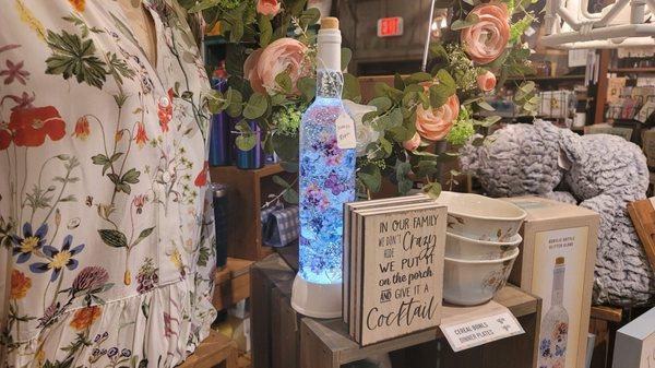 Mesmerizing sparkly bottle to entertain you as you wait for your table...