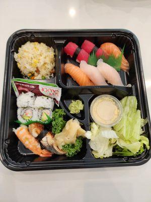 Sushi box togo