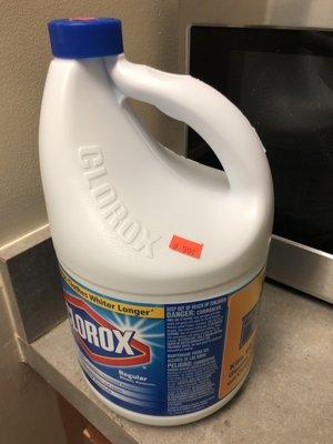 Fake Clorox Bleach Sold by Farmer's Market