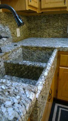 3cm Santa Cecilia Granite Kitchen Countertop & Sink.