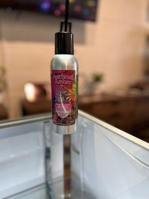 Smoke odor exterminator scented spray. Scented as Patchouli Amber