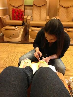 Gettin my toes did