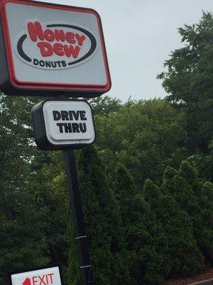 Honey Dew Donuts of Bellingham -- 288-290 Pulaski Boulevard / Route 126, Bellingham          Sign