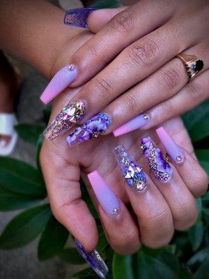 Nails trend !!! Check us out !!!