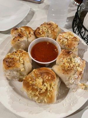 Garlic Knots