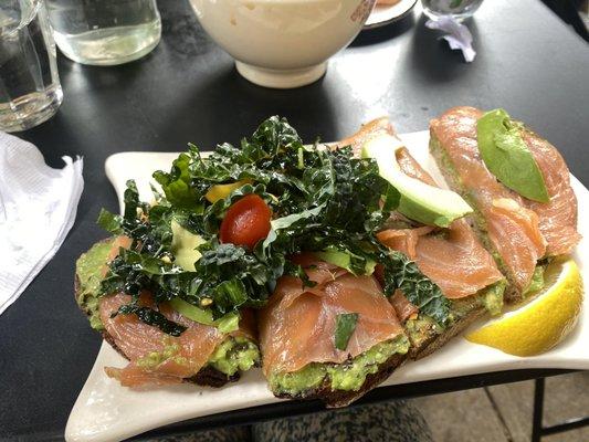 salmon with avocado toast