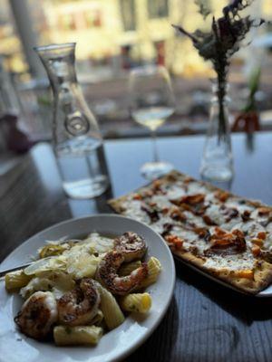 Shrimp lemon rigatoni and butternut squash flatbread with sweet potato crust