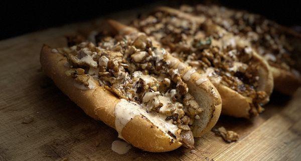 Wolfs Cheesesteaks